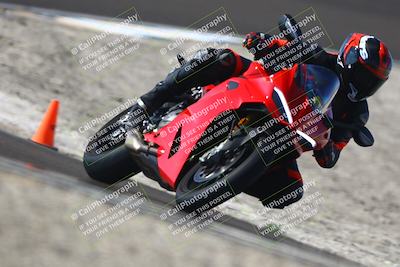 media/Nov-01-2025-TrackDaz (Sat) [[2b4d5192bc]]/C Group/1240pm (Turn 2 Outside)/